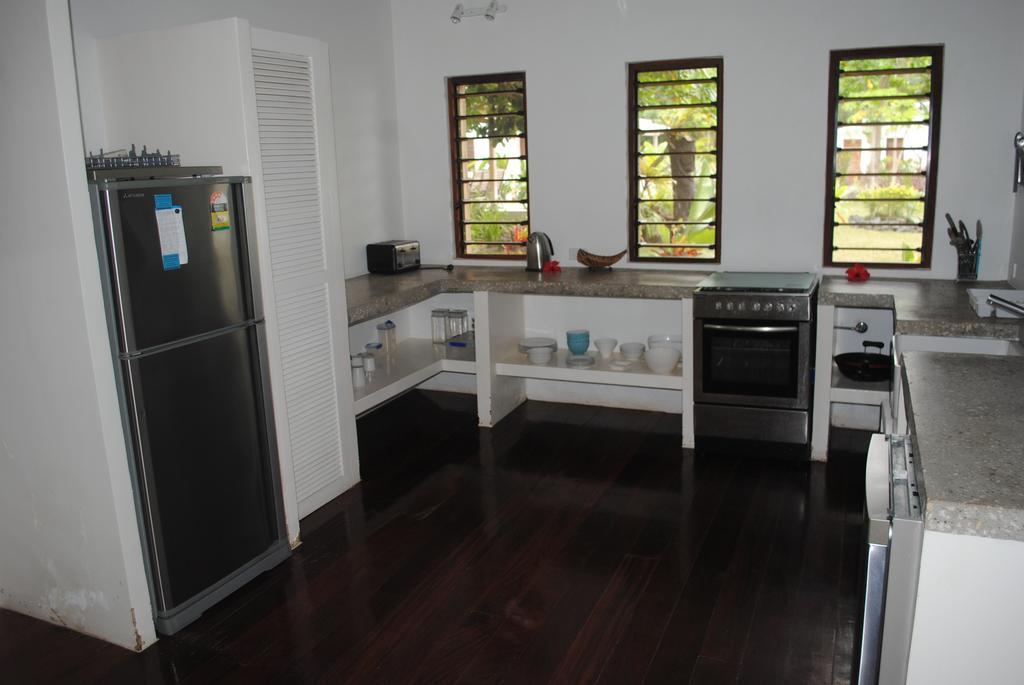 Angelfish Cove Villas Port Vila Phòng bức ảnh