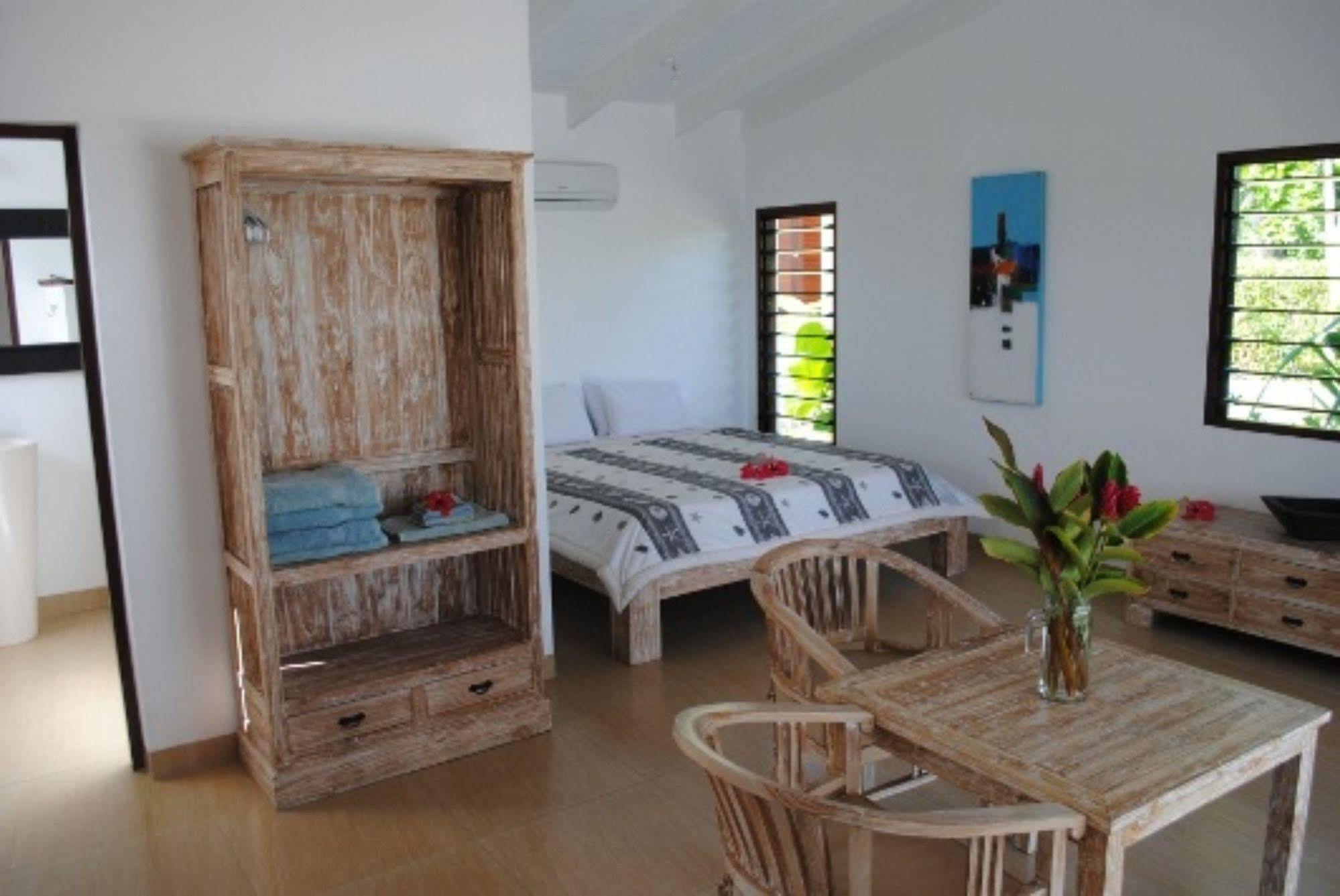 Angelfish Cove Villas Port Vila Ngoại thất bức ảnh